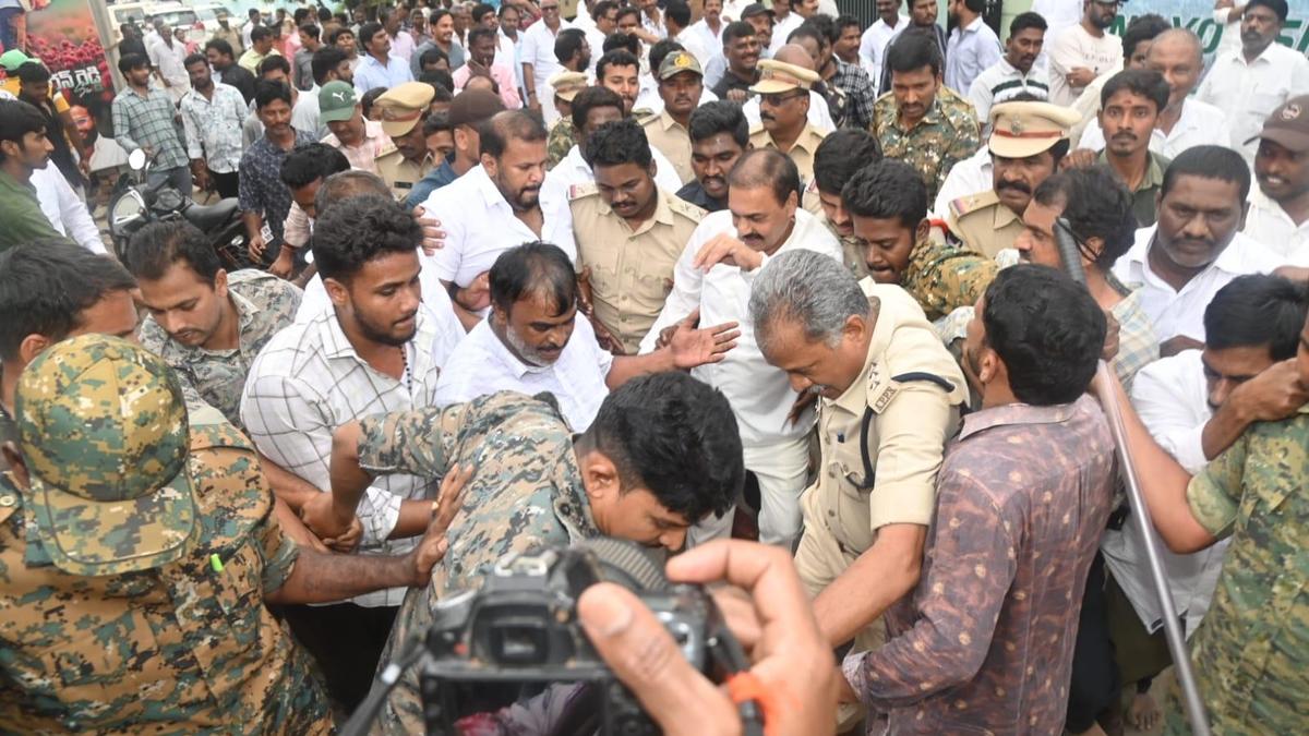 Police foil Somasila visit, place YSRCP leaders under house arrest