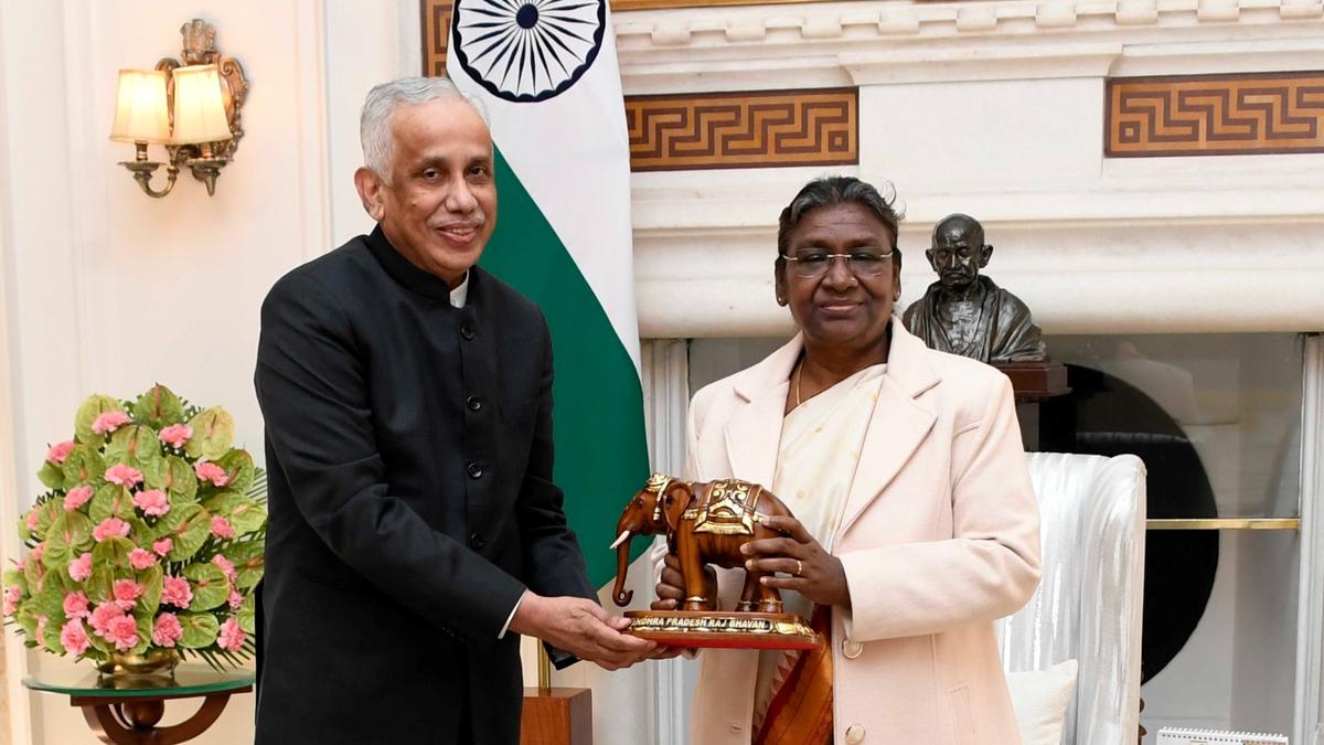 Governor meets President, Vice-President in Delhi