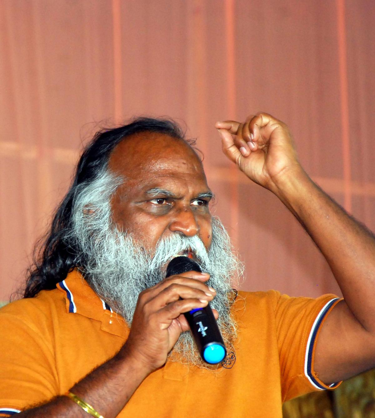  Arrest both Kavitha and BL Santosh, demands Congress MLA