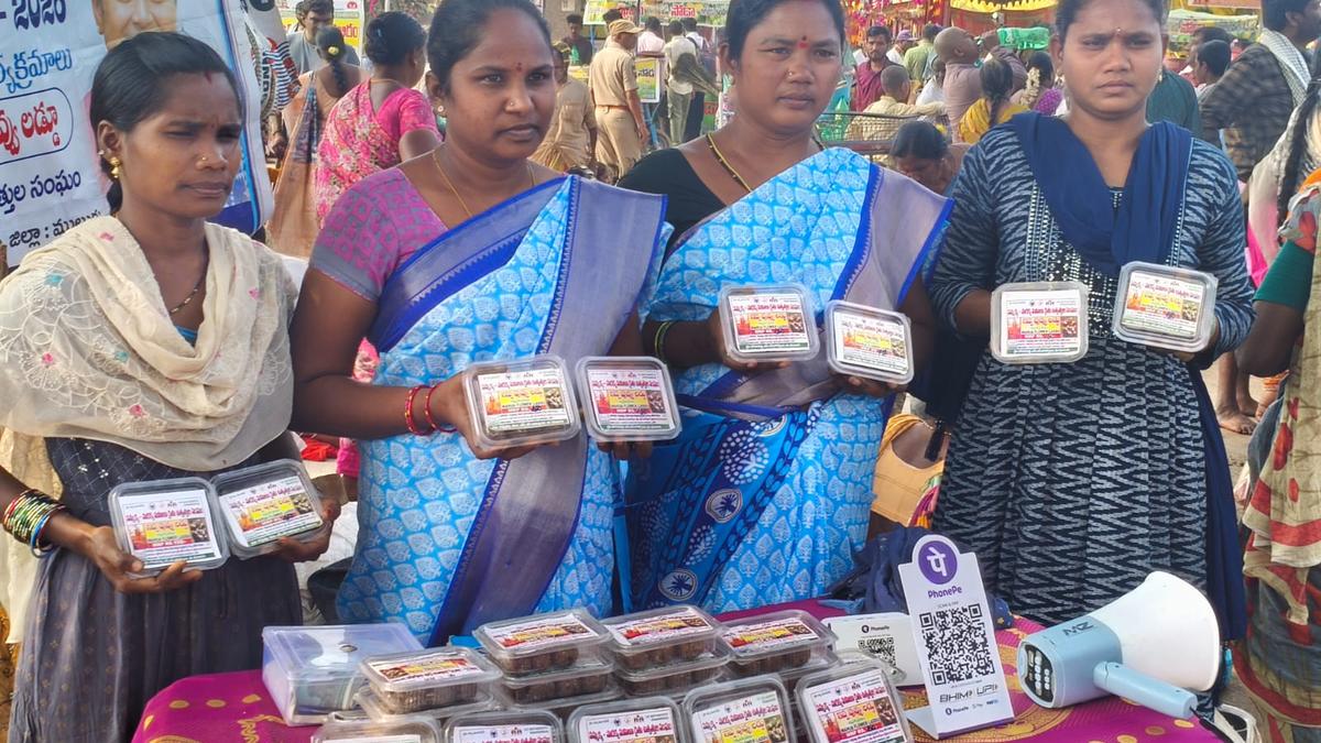 SHG women earned ₹3.09 crore profit at Medaram Maha Jatara