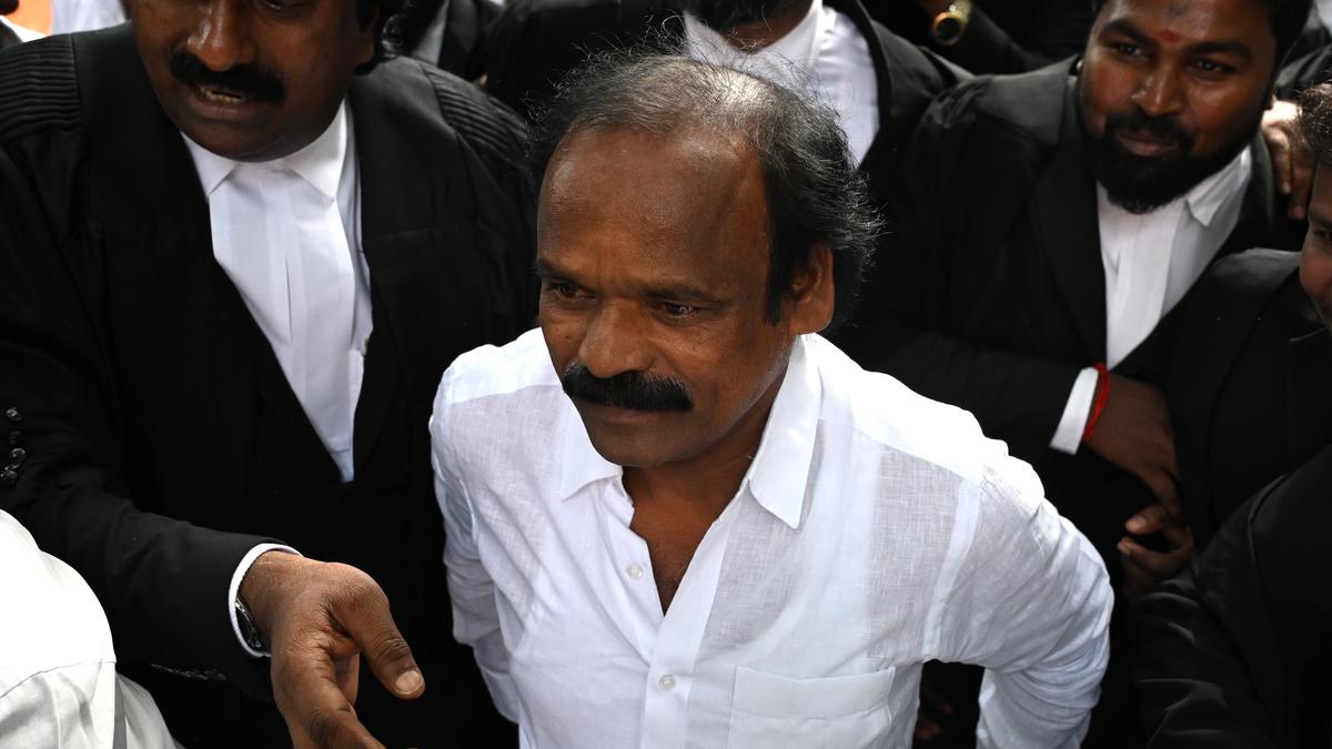 https://th-i.thgim.com/public/incoming/t01pzj/article69755767.ece/alternates/LANDSCAPE_1200/YOUNGSTER%20ABDUCTION%20CASE%20KIDNAP%20PDP%20POOVAI%20JAGAN%20MOORHTY_04.jpg
