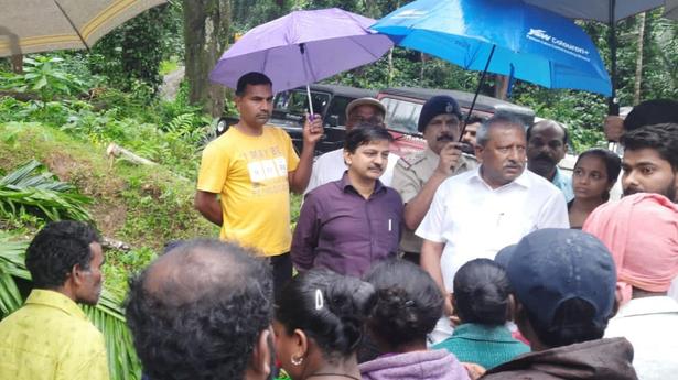 Minister visits rain-hit areas in Chikkamagaluru