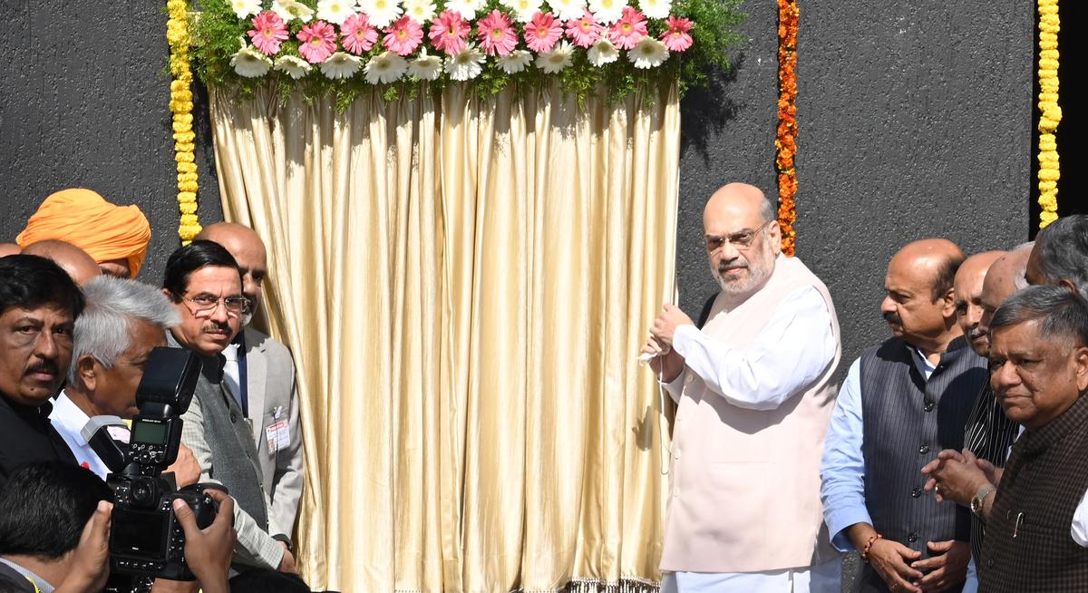 Union Home Minister Amit Shah inaugurating the new sports complex built to mark the Platinum Jubilee celebrations of the BV Bhoomraddi College of Engineering and Technology, in Hubballi on January 28, 2023. 