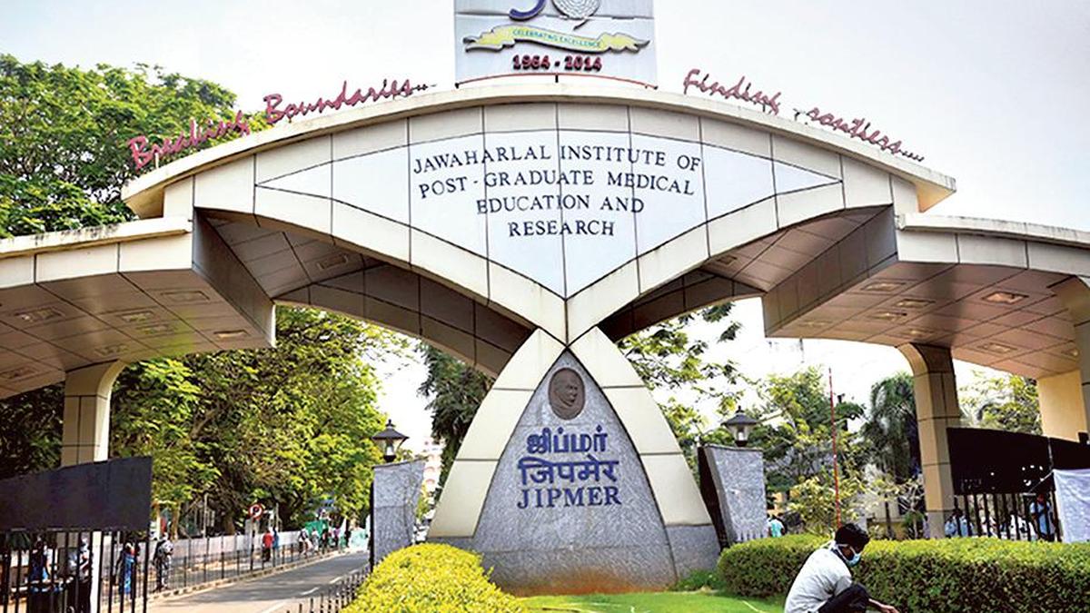 Jipmer hobbled by absence of president and Director 