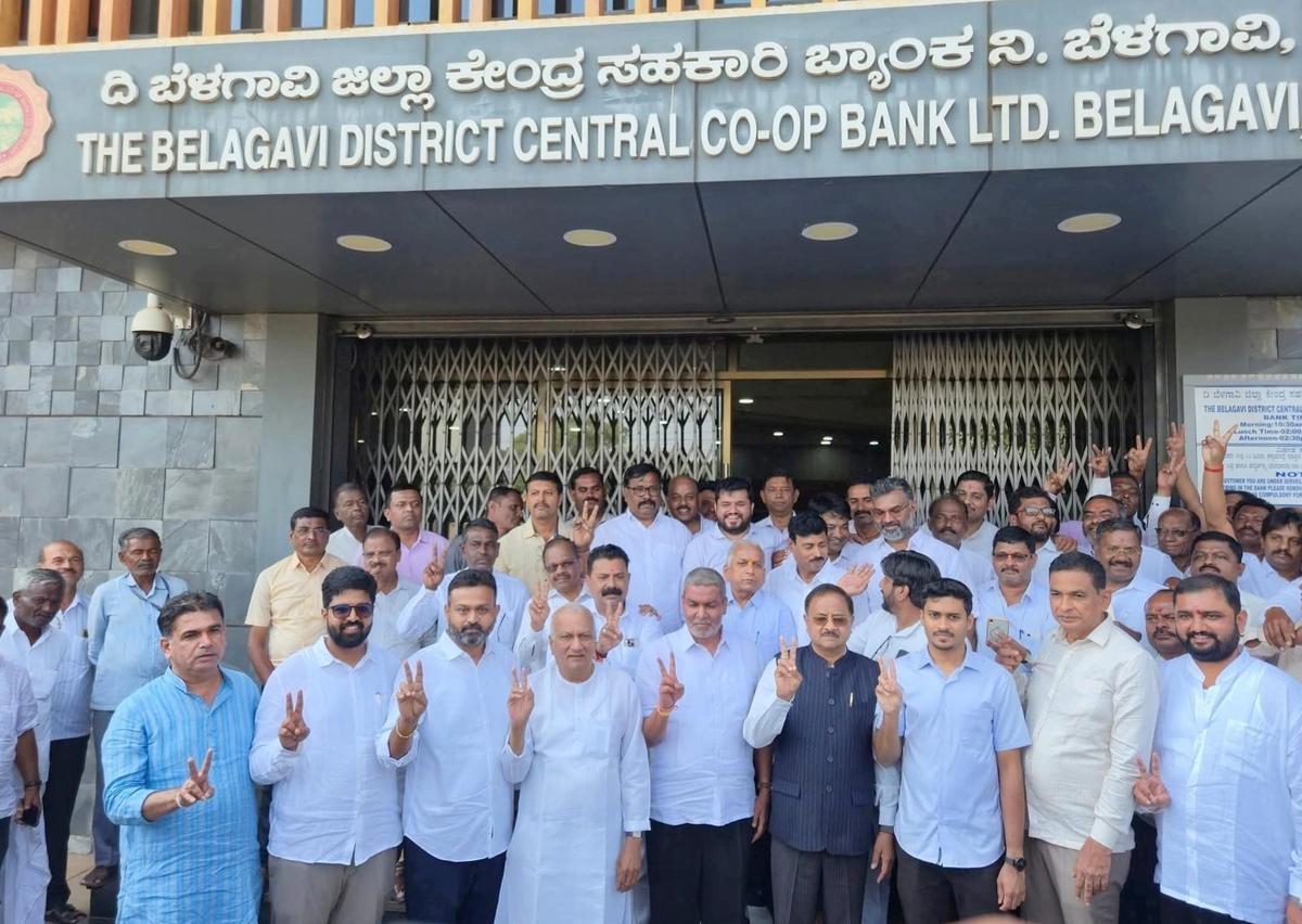 Belagavi DCCB warns of legal action against former MP Ramesh Katti for 'false  claims' - The Hindu