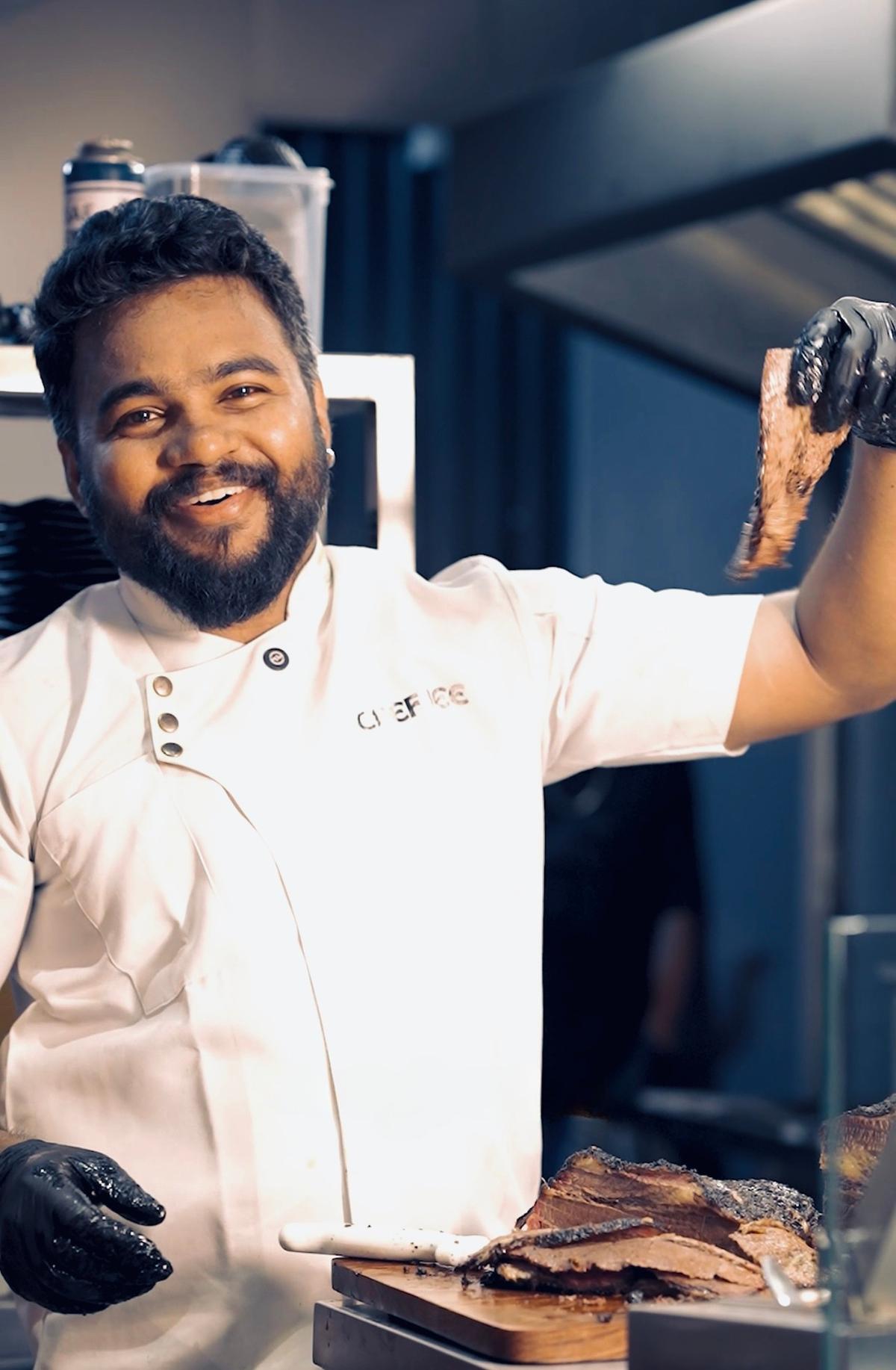 Chefjee from Tex&Mex by Chefjee with sliced briskets