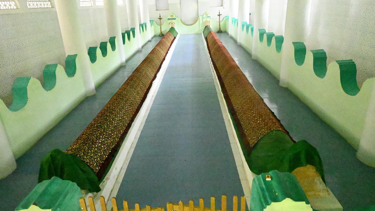 A Dargah where property loot amounts to killing a cow on the banks of Ganga