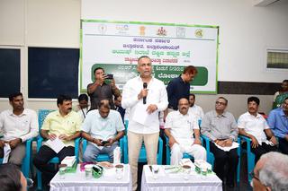 BJP MLA sits on dharna in front of KPSC seeking justice for job aspirants  in Karnataka - The Hindu