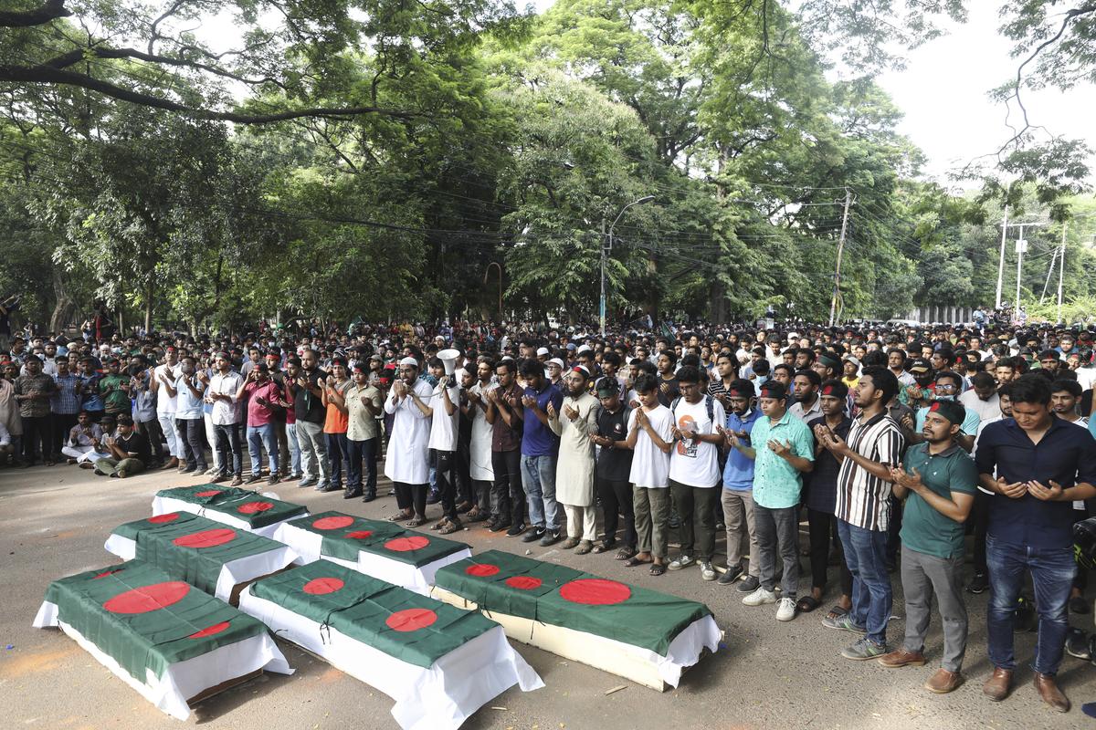 Students advocating for quota reform in public service held a mock funeral at Dhaka University in memory of those who died during clashes, in Dhaka, Bangladesh, on July 17, 2024. 