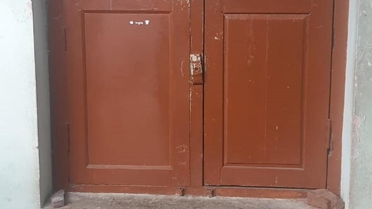 Reservation counter at Pollachi railway station closed