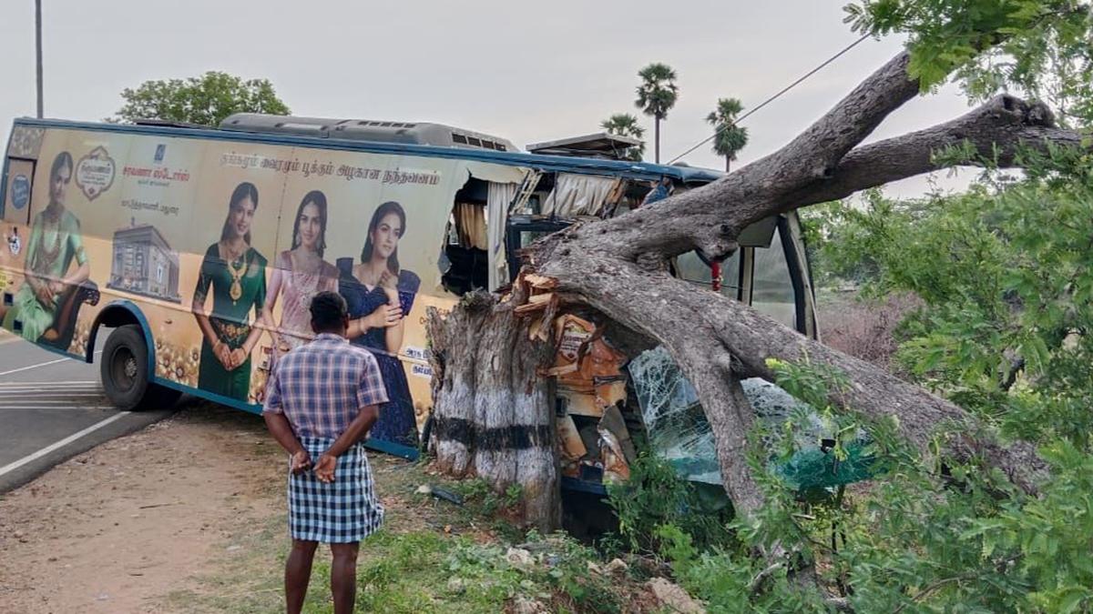 TNSTC AC bus rams tree; 6 injured