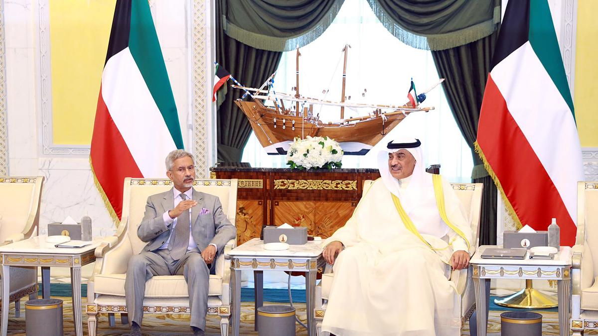 EAM Jaishankar calls on Kuwaiti PM, Crown Prince to discuss bilateral ties