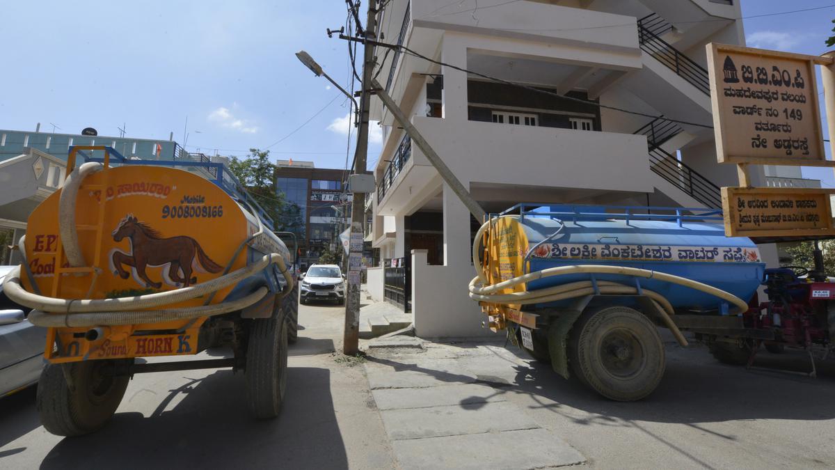 Despite Karnataka government’s price cap, water continues to cost over ₹2,000 per tanker load