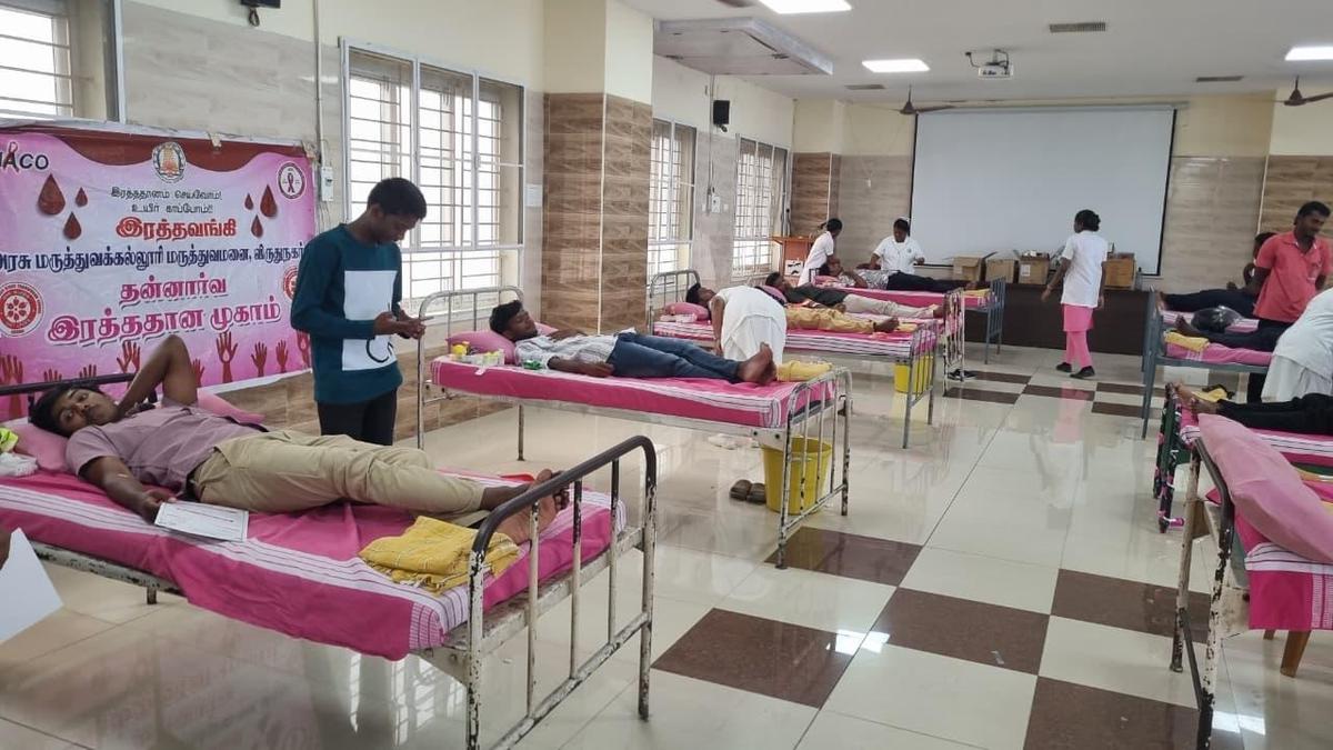 Over 100 medical students donate blood in Virudhunagar
