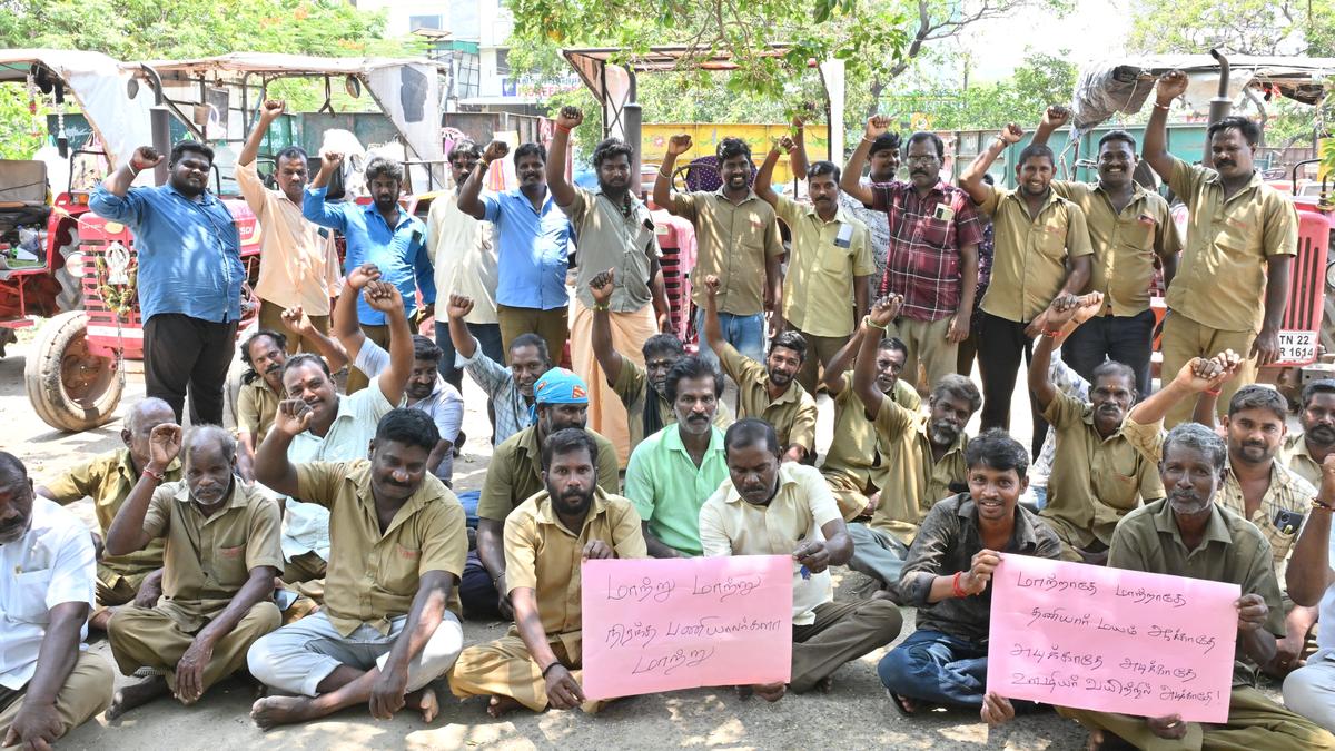 Staff belonging to 15 panchayats go on protest