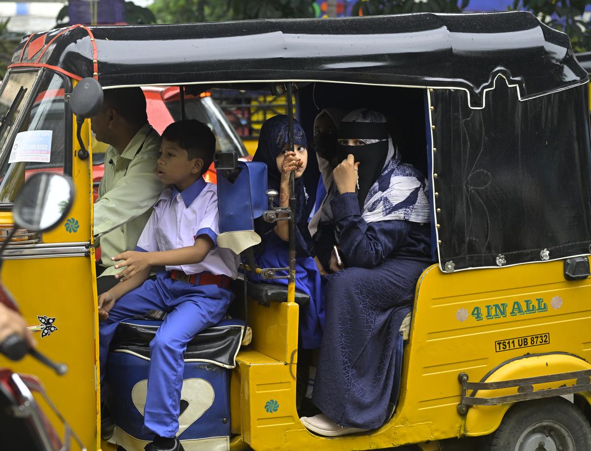 Minor traffic snarls were observed on some roads in Hyderabad on Thursday (June 12, 2025) as vehicles carrying children and parents gathered at entrances of schools. 