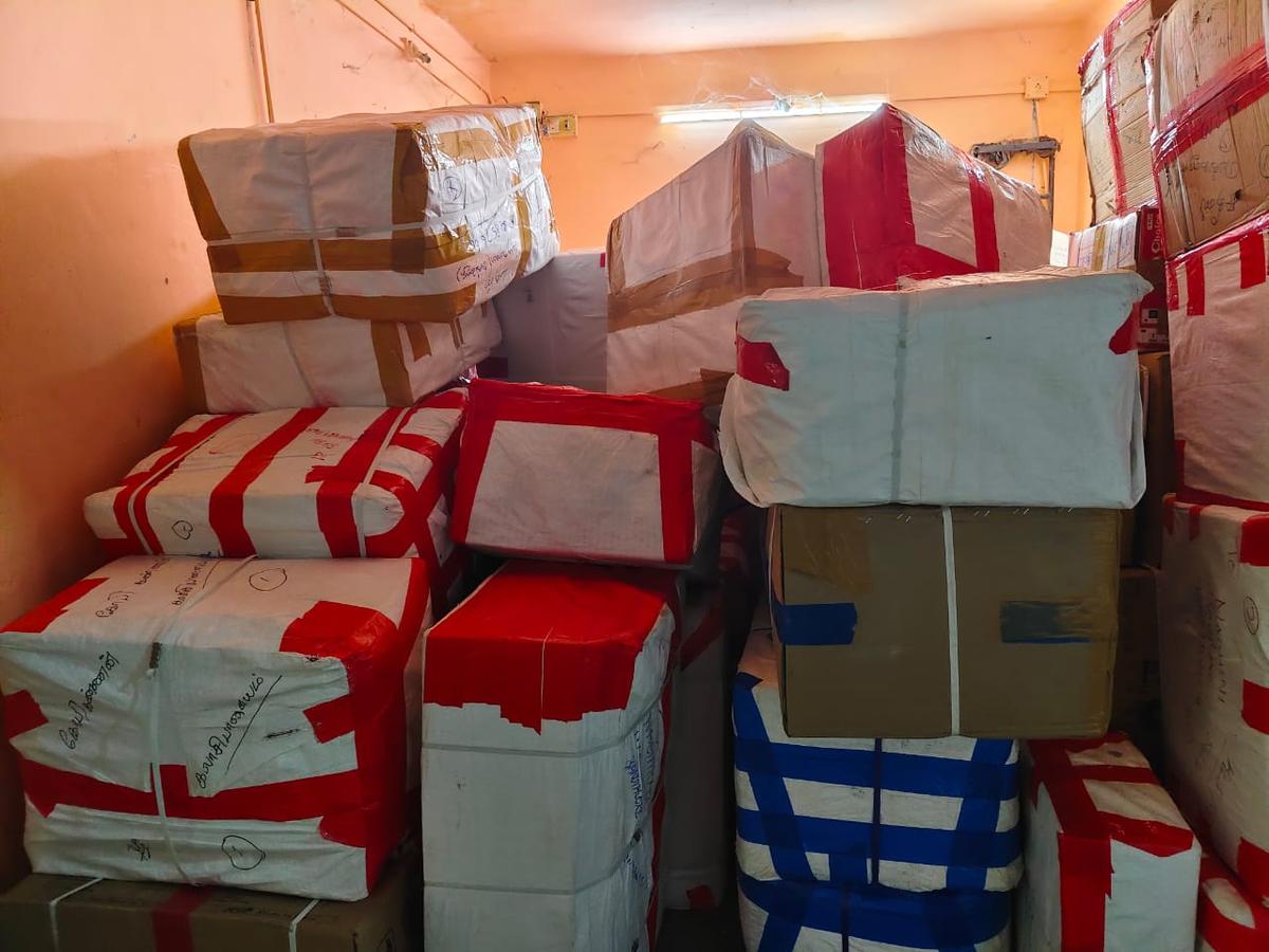 Man arrested for illegally storing firecrackers - The Hindu