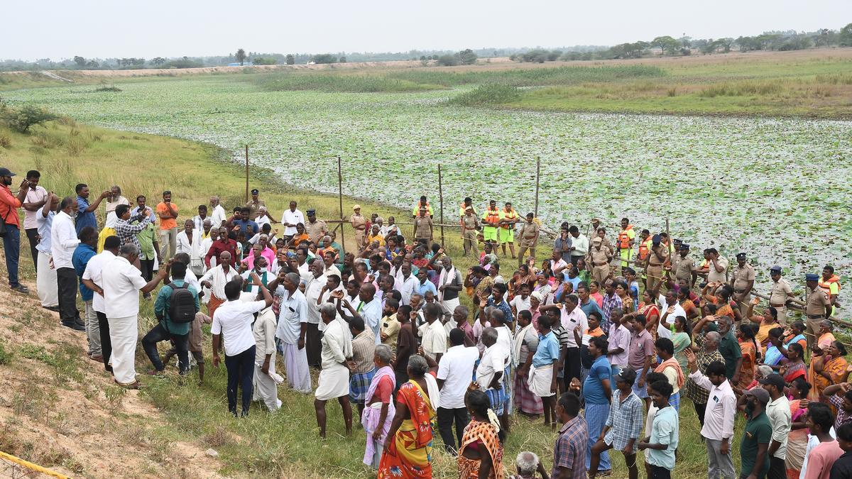 Ekanapuram residents plan black flag agitation on Independence Day