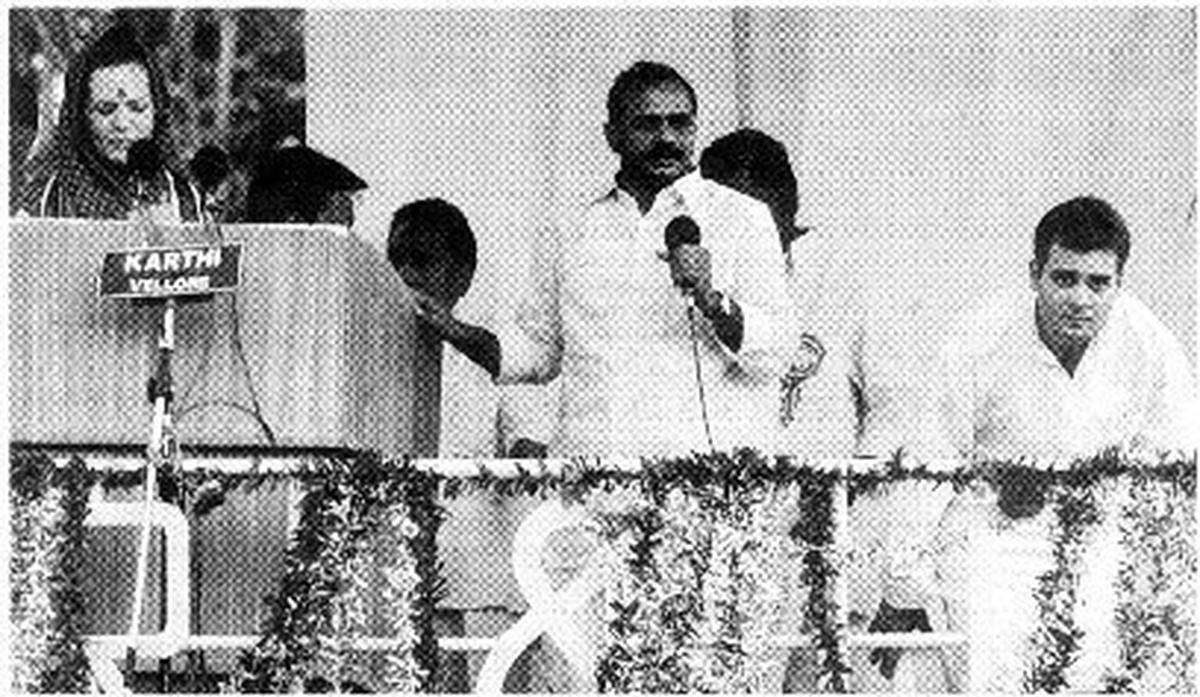 Congress leader Sonia Gandhi addressing an election meeting in Chittoor, with then Andhra Pradesh Congress Committee president Y.S. Rajashekhar Reddy translating her speech. Rahul Gandhi is on the far right. FILE