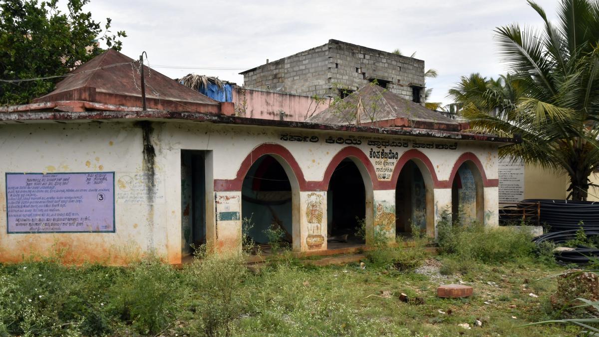 Century-old government schools in Bengaluru receive grants, but fall short on teachers and students