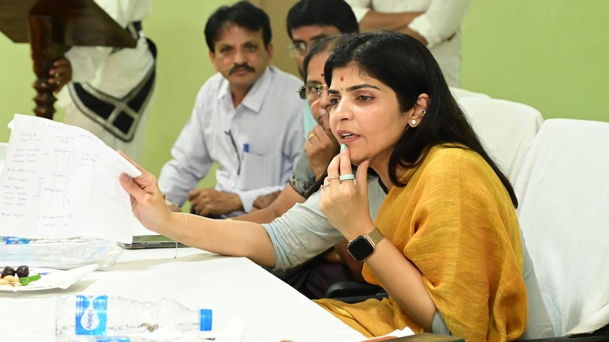 Mahila Commission orders reverification of abortion data in ITDA villages in Eluru