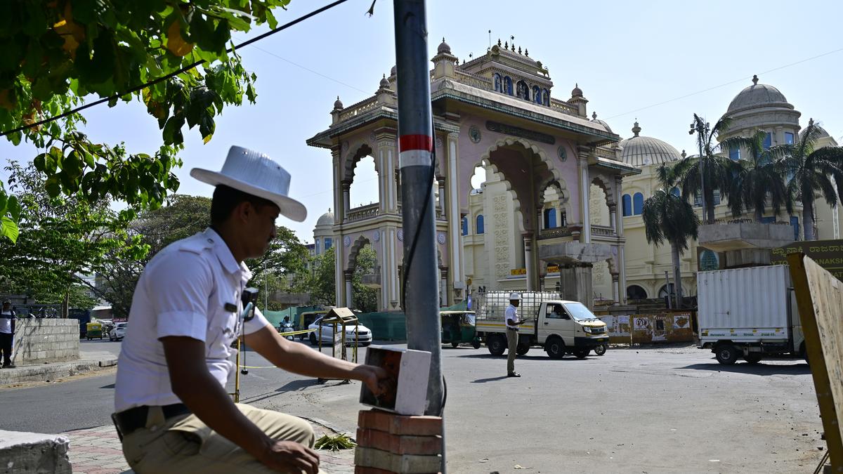 Trial run of traffic signals with Japanese tech begins in Bengaluru