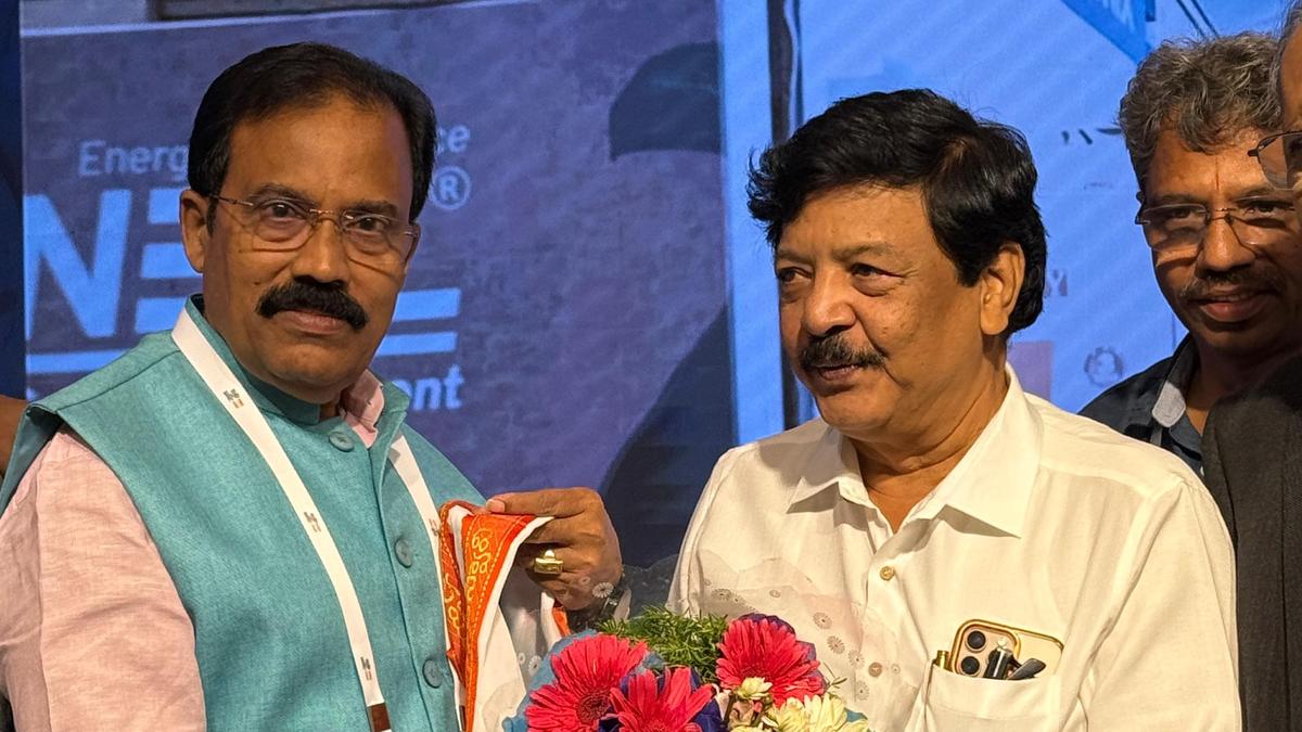 Hotel industry will flourish when hospitality sector is given industry status: APHA president Srinivasa Rao