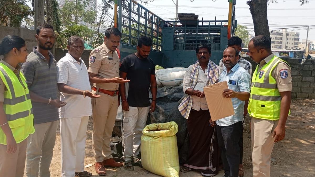 Three held for transporting 700 kg fake cotton seed