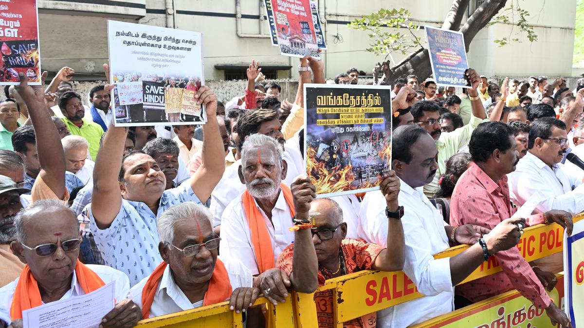 Members of Hindu outfits removed for staging protests in Erode and Salem demanding protection for Hindus in Bangladesh