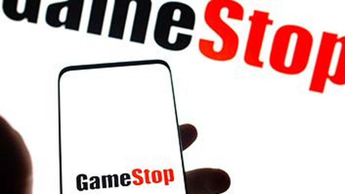 GameStop posts 14% fall in quarterly revenue amid digital gaming&nbsp;shift