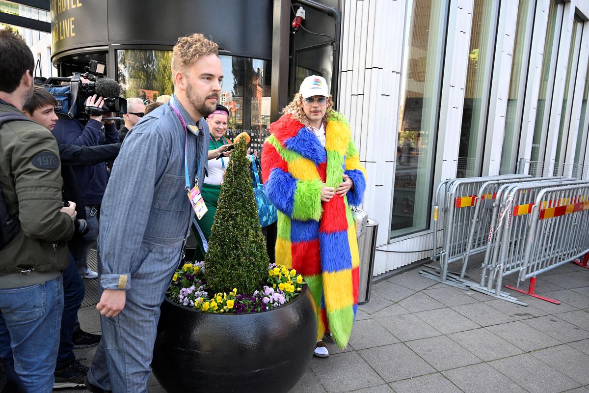 Windows95man representing Finland leaves the hotel for the dress rehearsal ahead of the final of the Eurovision Song Contest (ESC) 68th edition in Malmo, Sweden on May 11, 2024.