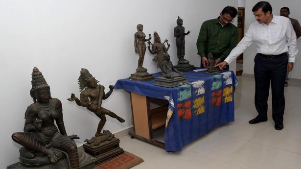 Eight high-value antique idols seized in Swamimalai