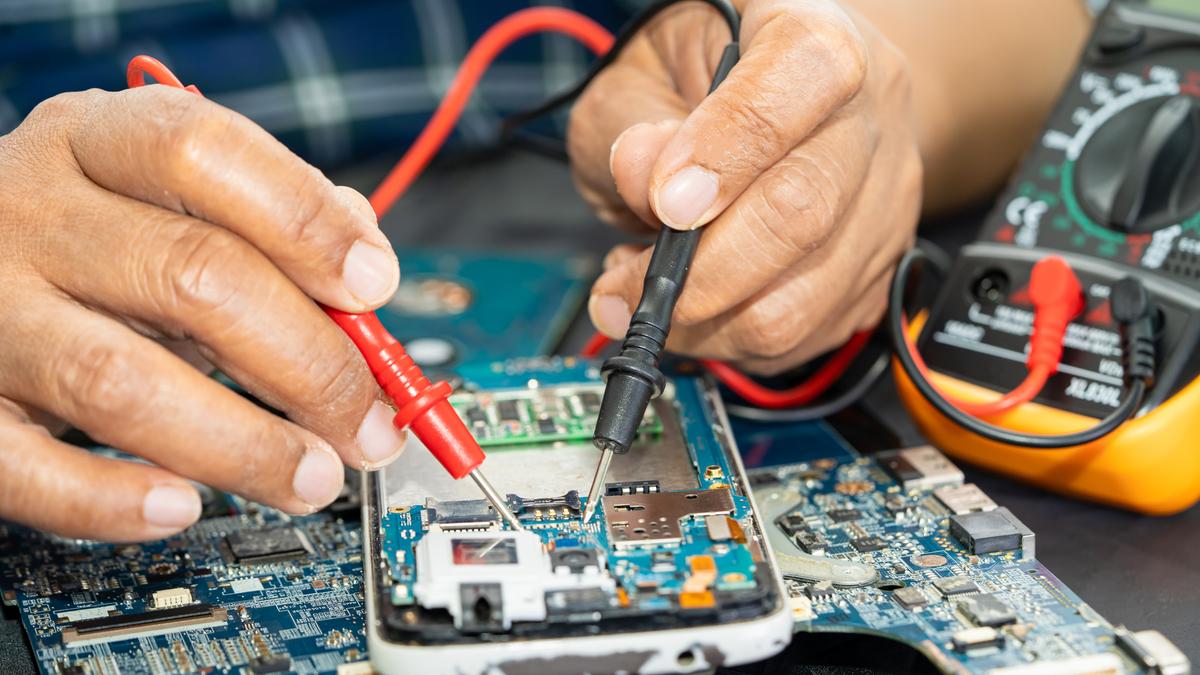 Budget 2026: Finance Minister proposes ₹40,000 crore boost for electronics manufacturing in FY27