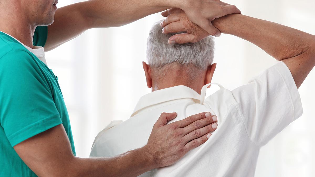 Physical, psychological therapies together more effective against back pain in long-term: study