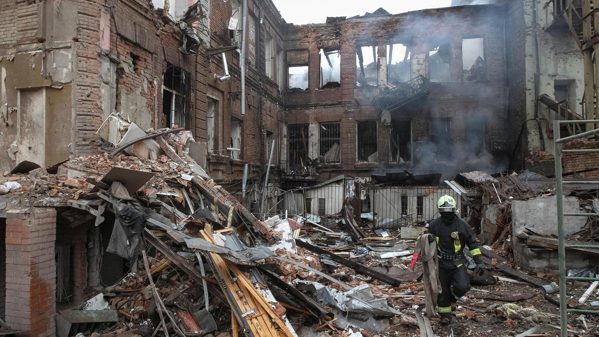 Ukraine says it downed 31 missiles, 636 drones in Russian attacks in past 24 hours