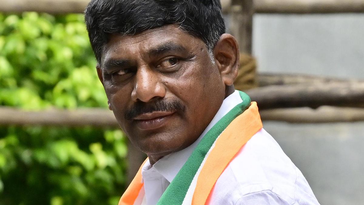 High command will decide on Cabinet reshuffle and power sharing: D.K. Suresh