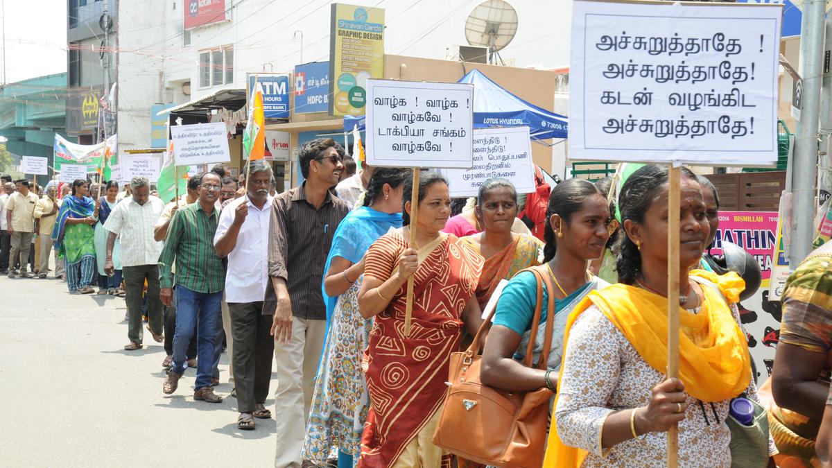 Cooperative bank staff in Erode take out rally to press their charter of demands