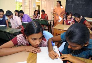 Teacher ends life in school in Shikaripur in Karnataka - The Hindu