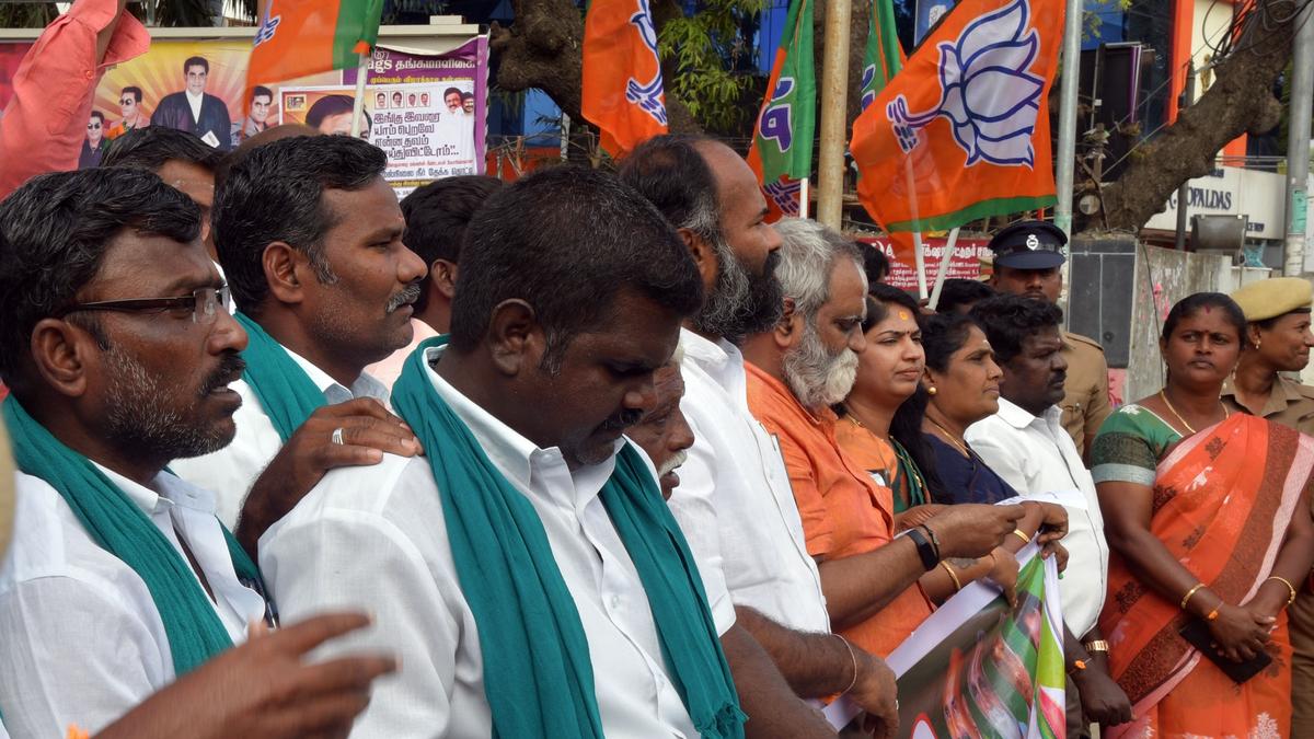 Include coconut in Pongal gift hamper: BJP