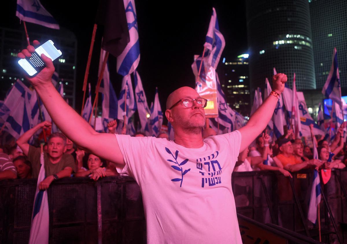 Torn between protests and judicial reforms, Israel seeks a way forward -  The Hindu
