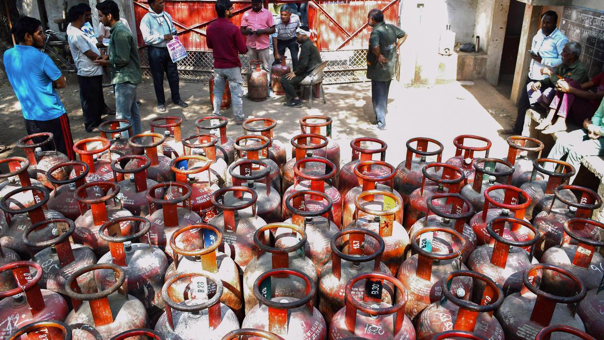 LPG and oil crisis updates - March 13: LPG imports a slight concern, official says; consumers urged to consider switching to piped gas