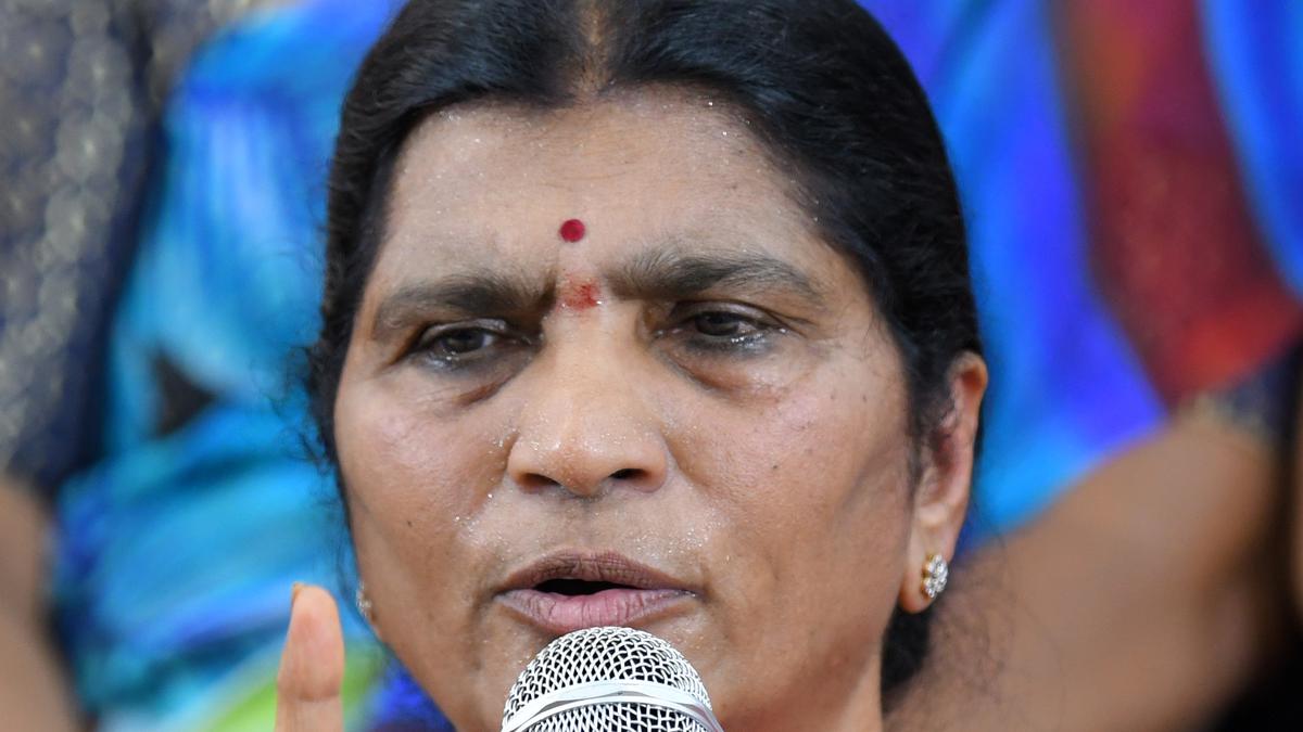 Andhra Pradesh: Lakshmi Parvathi blames Naidu for Polavaram project delay