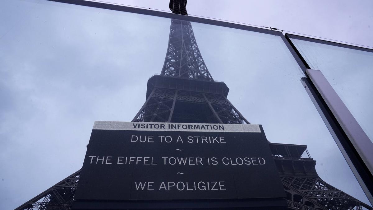 Strike at the Eiffel Tower closes one of the world's most popular monuments to visitors