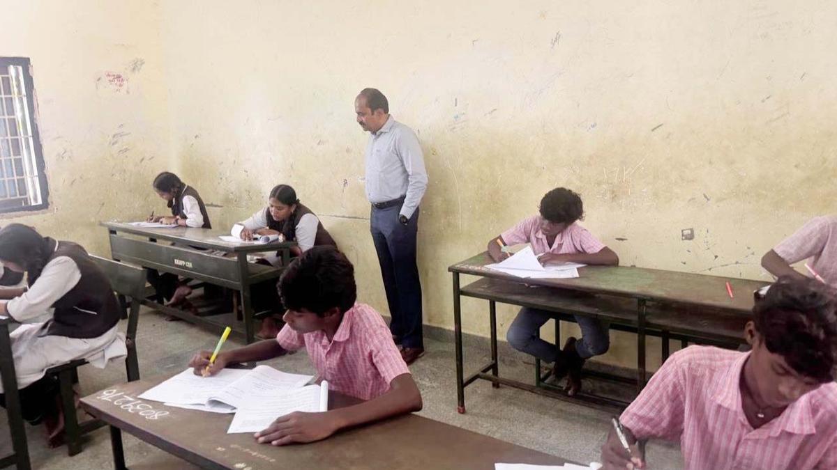 SSLC examination: over 23,000 students appear in Tirunelveli district