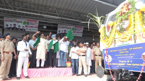 Nanded-Pune daily express flagged off