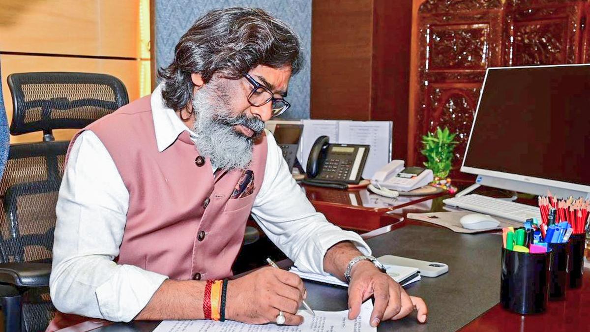 CM Hemant Soren distributes Jharkhand portfolios to Ministers, keeps Home to himself