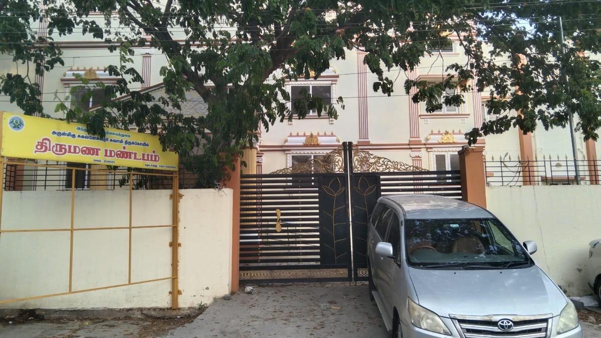 Open marriage hall constructed on Sugavaneswarar Temple land for public use: devotees