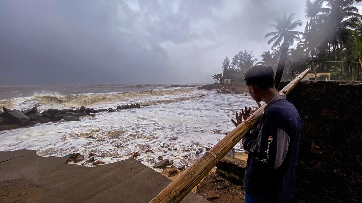 Sea erosion intensifies in Batpady