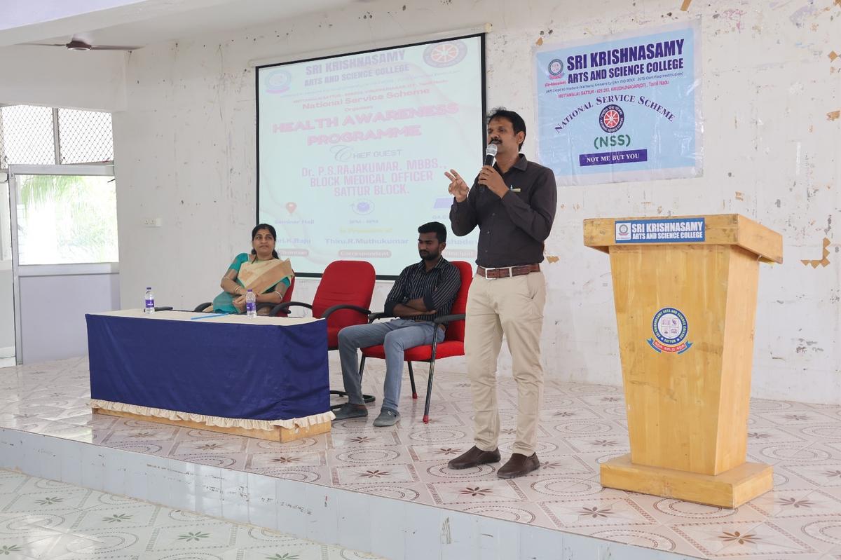 Sri Krishnasamy Arts and Science College, Mettamalai, Sattur, recently organised a health awareness programme.