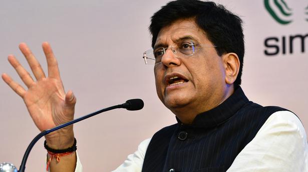 Goyal meets stakeholders of lab-grown diamond industry